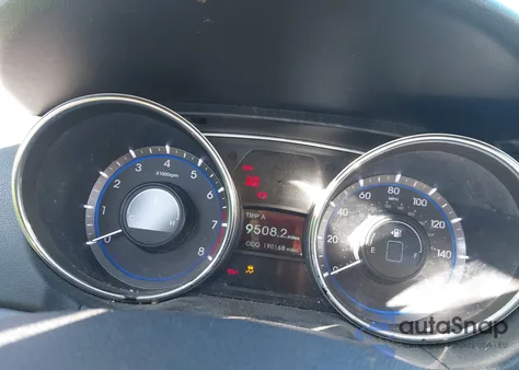 2013 Hyundai Sonata Limited z USA, uszkodzony, nr VIN 5NPEC4AC3DH735528